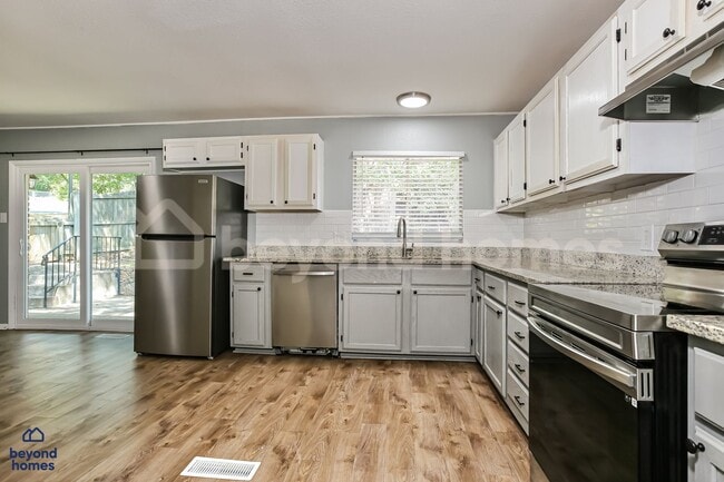 Photo - 1923 Biscayne Dr