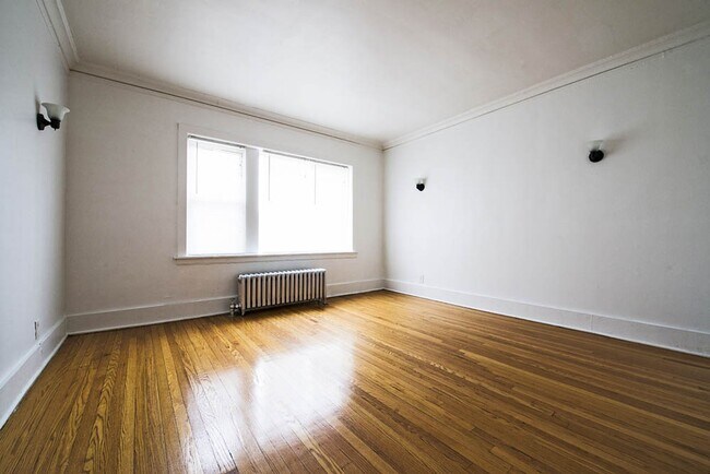 Photo - 8253-59 S Ingleside Ave Chicago, IL 60619