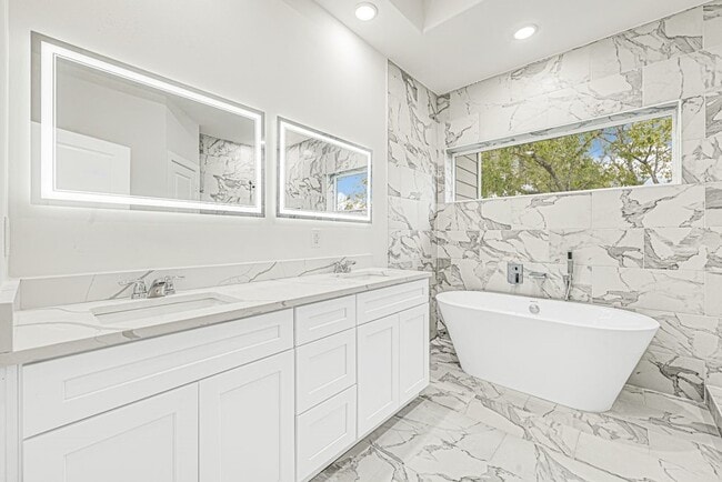 Photo - 4013 St Augustine St