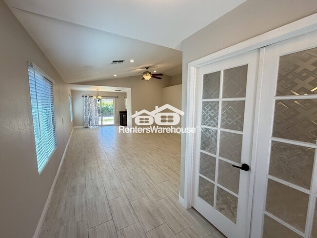 Photo - 2023 E Paradise Ln