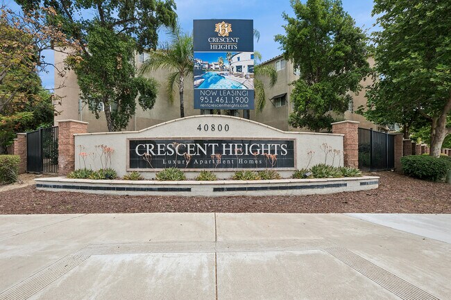 Building Photo - Crescent Heights Luxury Apartment Homes