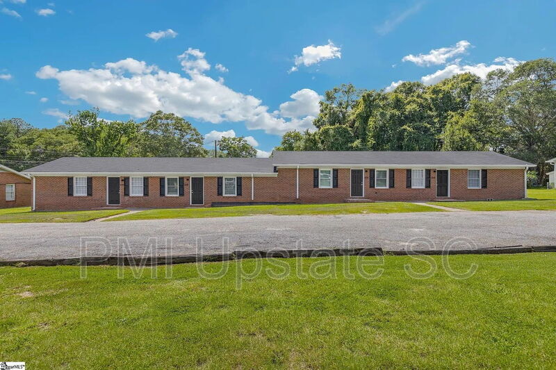 Photo - 103A Looneybrook Dr