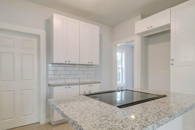 Photo - 3321 Charleston St