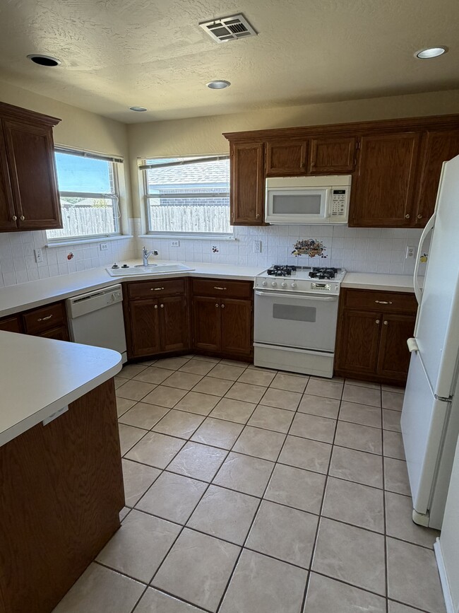 Photo - 3512 Bright St