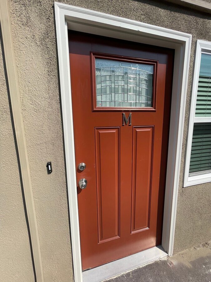 916 S. Marguerita Avenue - 916 S. Marguerita Avenue