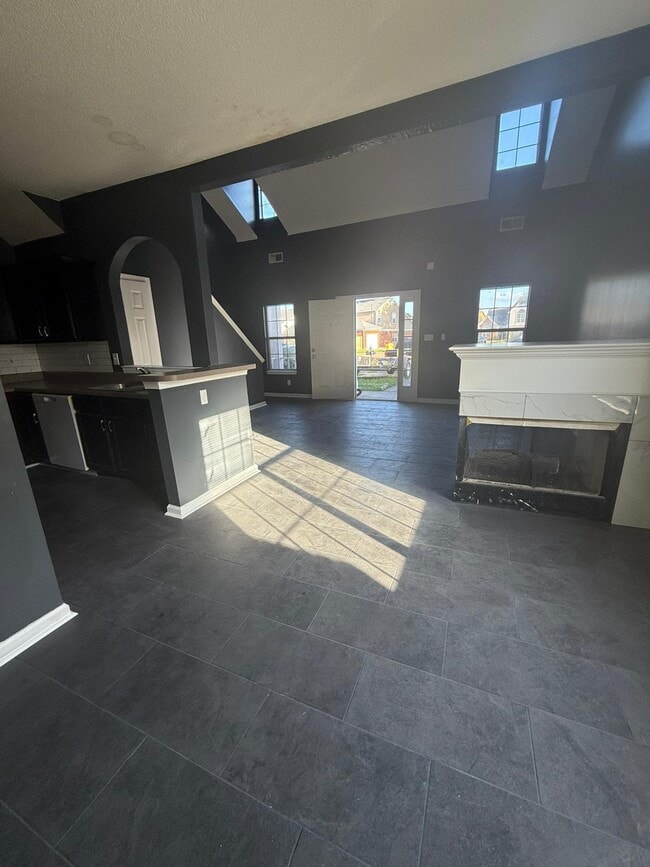 Photo - 3939 Lipscomb Dr House
