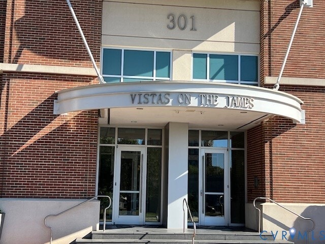 Photo - 301 Virginia St