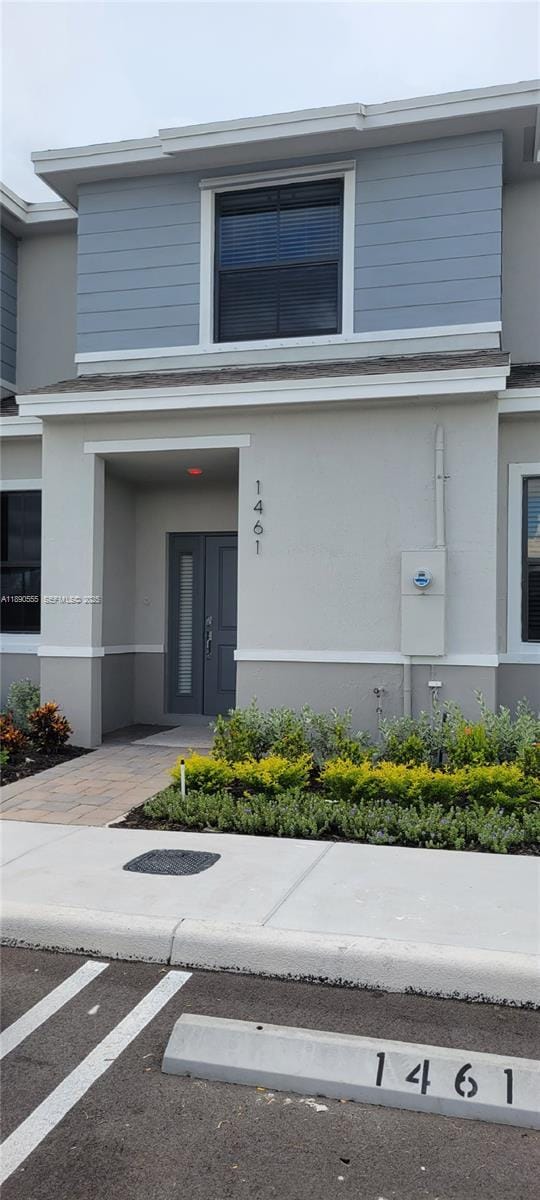 Building Photo - 1461 NE 5th Ave