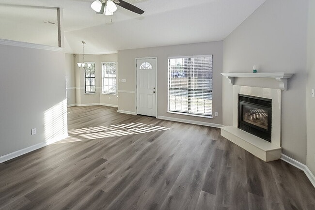 Photo - 10873 E Ridge Dr