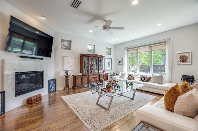 Photo - 5611 Martel Ave