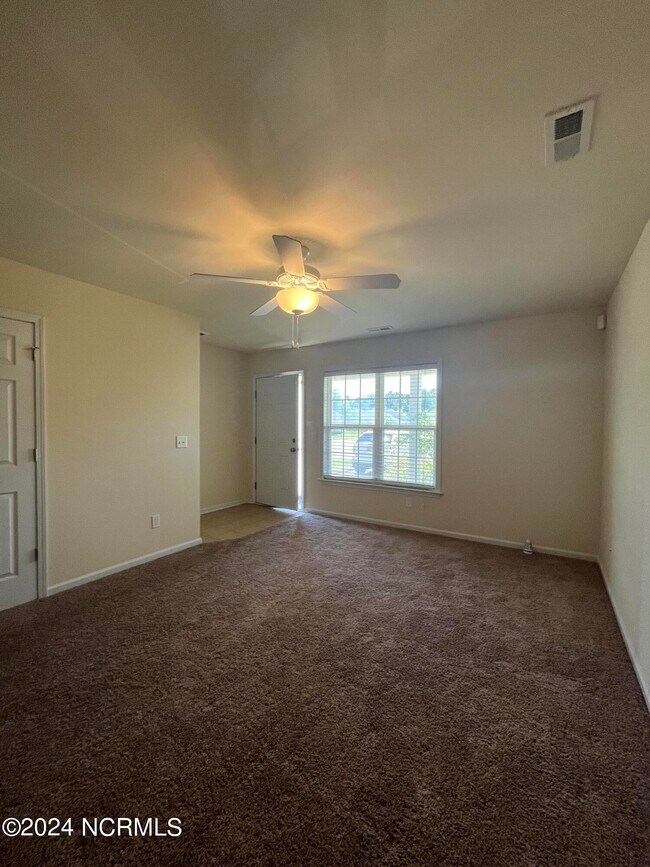 Photo - 311 Caldwell Loop