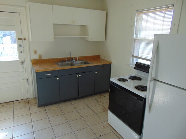 Photo - 707 W Huron St Unit 2