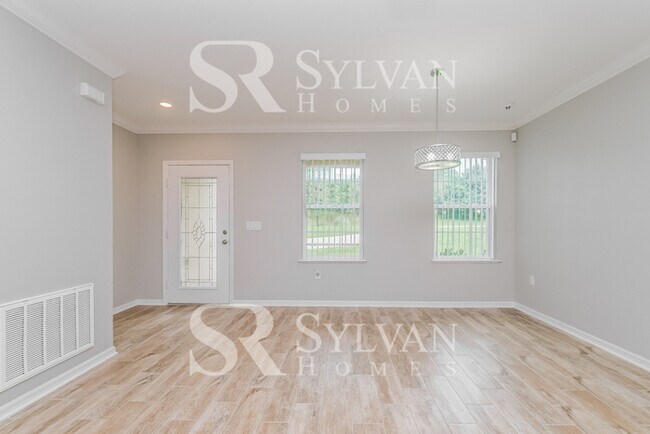 Photo - Feel welcome and comfortable in this charming home