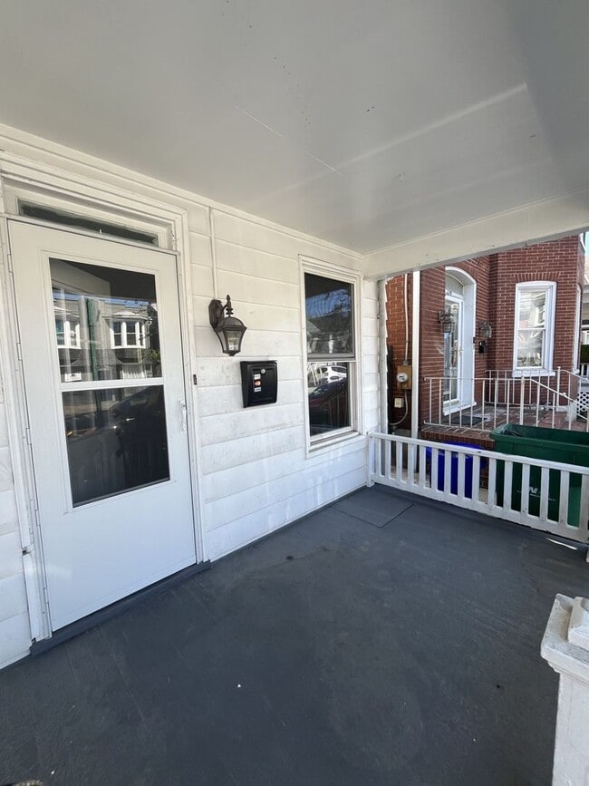 Photo - 236 E King St Unit 236 E King