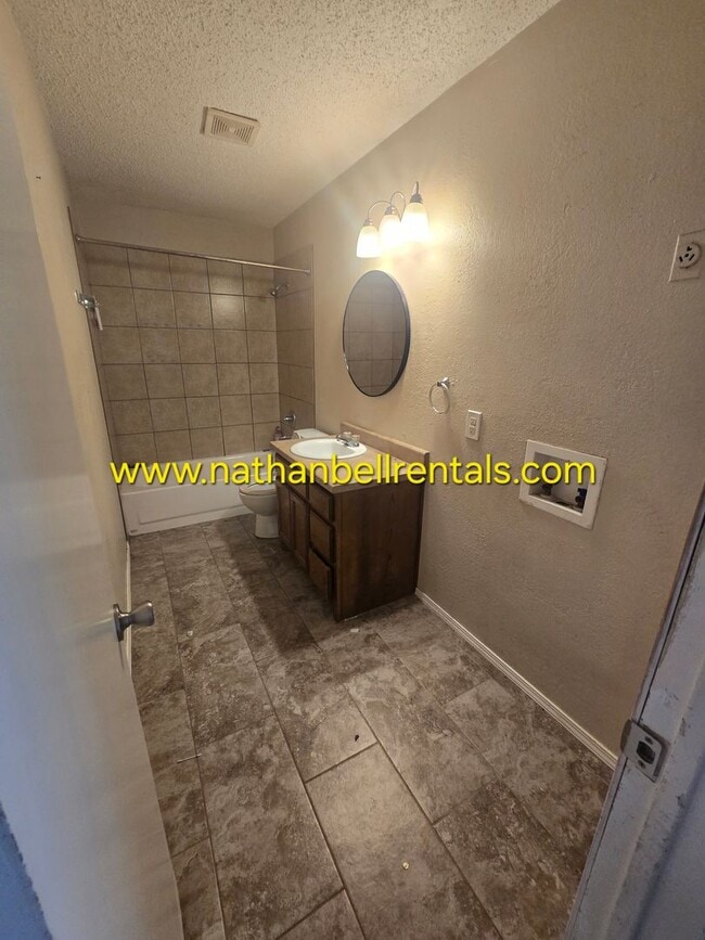 Photo - Sugar Creek Apartments Unit 1679