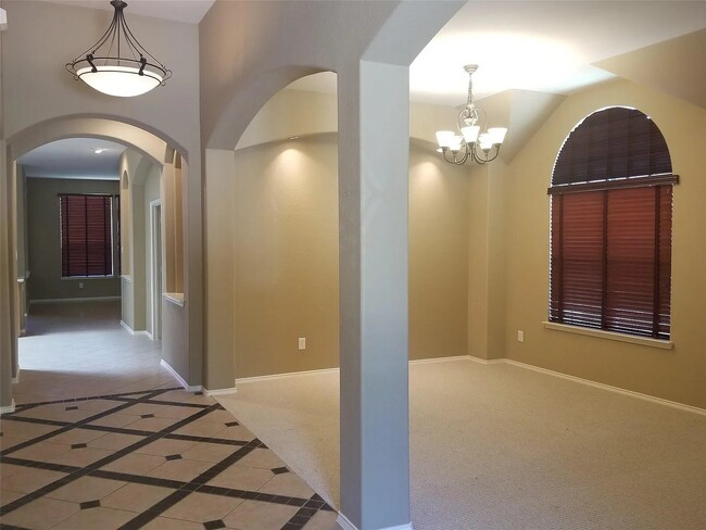 Photo - 9208 Sterling Gate Dr