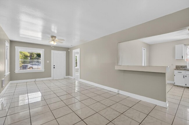 Photo - 5080 Enrico Blvd Unit 1