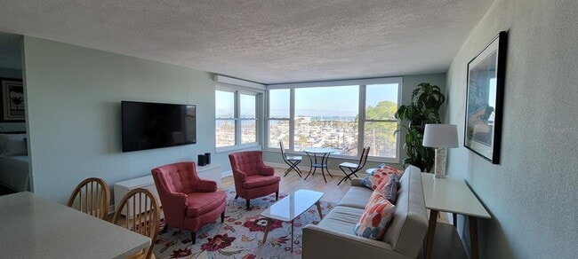 Photo - 632 Edgewater Dr Unit 537