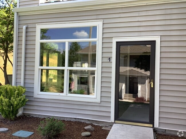 Building Photo - 5100 Village View Way Unit 1 Rental