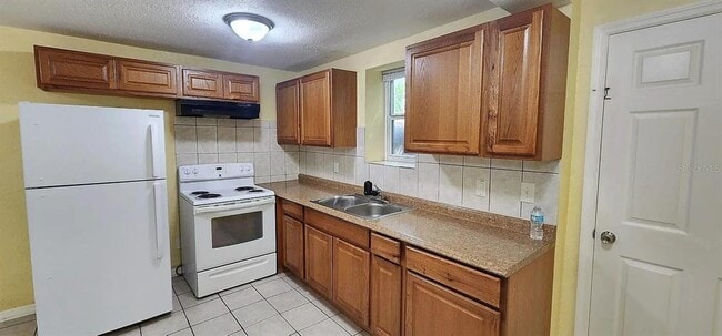 Photo - 5999 28th St N