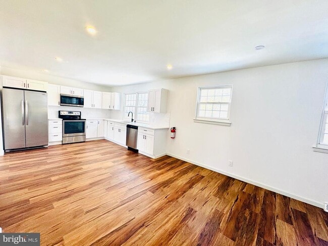 Photo - 220 Somerdale Rd