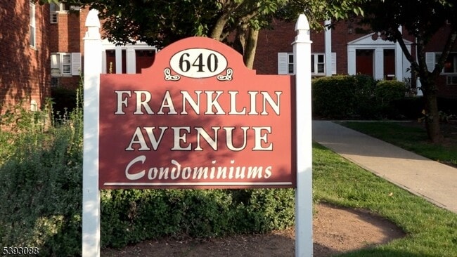 Photo - 640 Franklin Ave Unit J-1