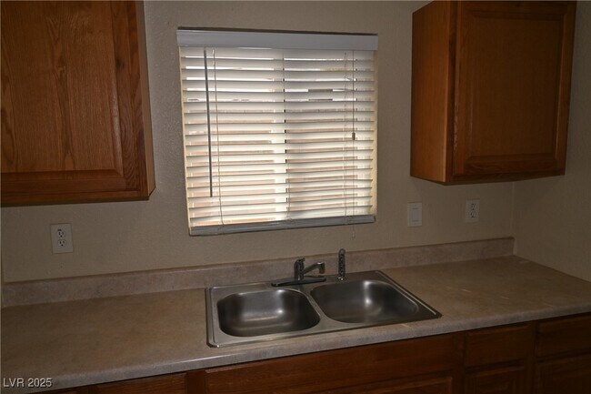 Photo - 320 N 16th St Unit 1