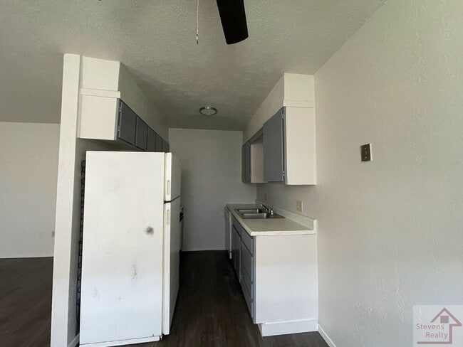 1502 NW Kingsbury Ave Unidad 11