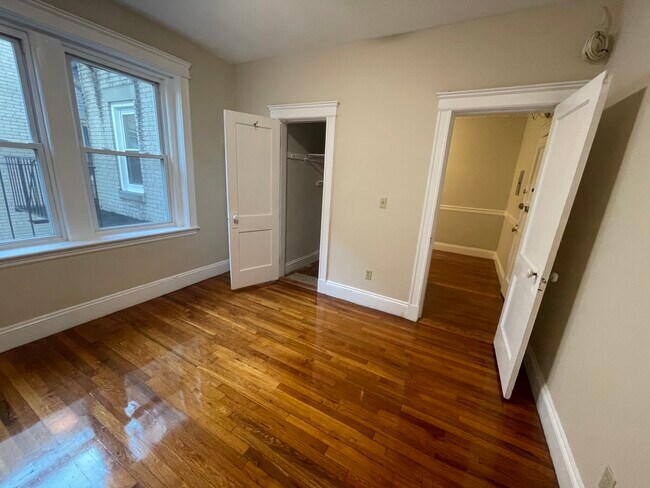 Photo - 21 Symphony Rd