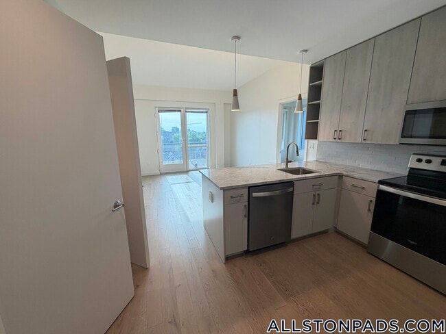 Photo - 55 Brighton Ave Unidad 501