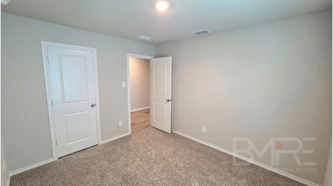 Photo - 233 Cal Ford Dr