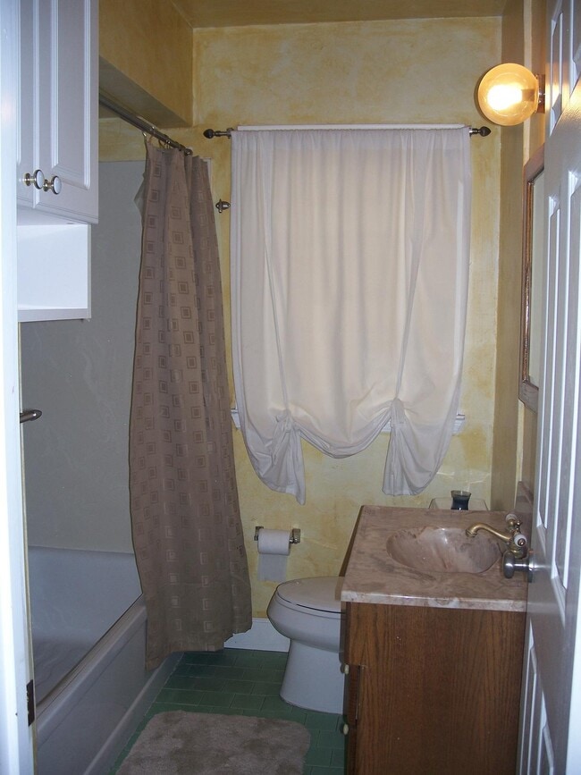 Photo - 4023 Berdina Rd