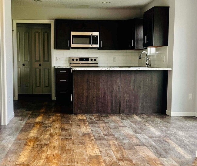 Photo - 2119 Meadowsweet Pkwy