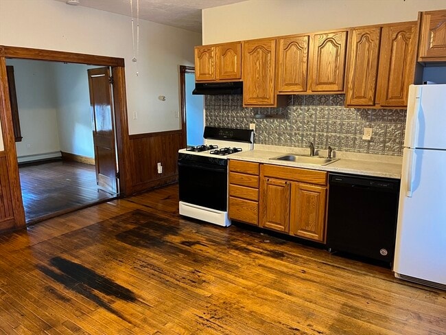 Photo - 64 Crapo St Unit 2