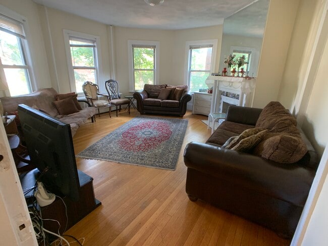 Building Photo - 80 Corey Rd Unit 1