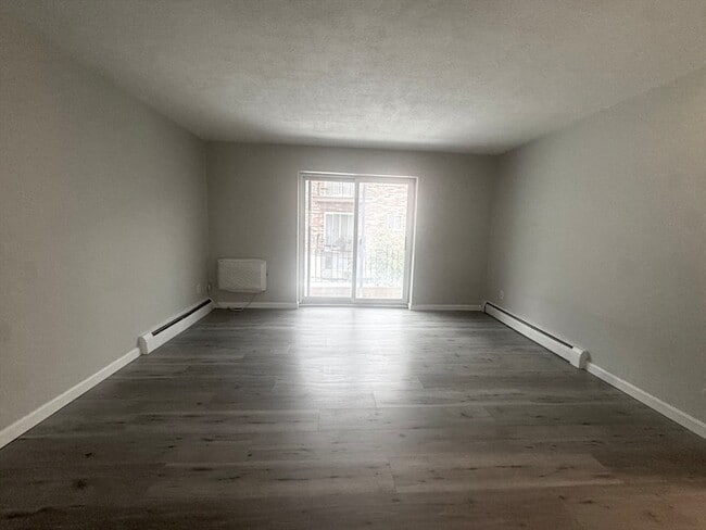 Photo - 23 Westgate Rd Unit 4