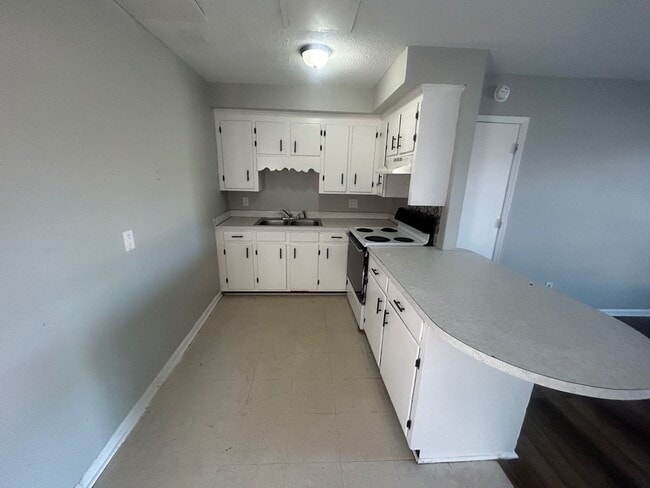 Photo - 1017 Leaphart St