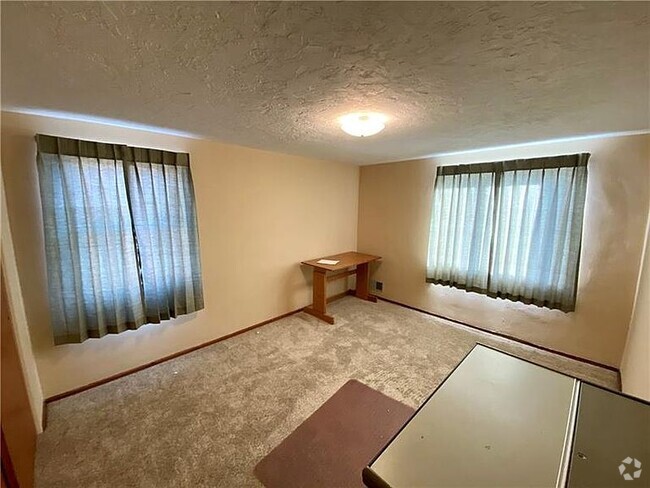 Building Photo - 355 Macassar Dr Rental