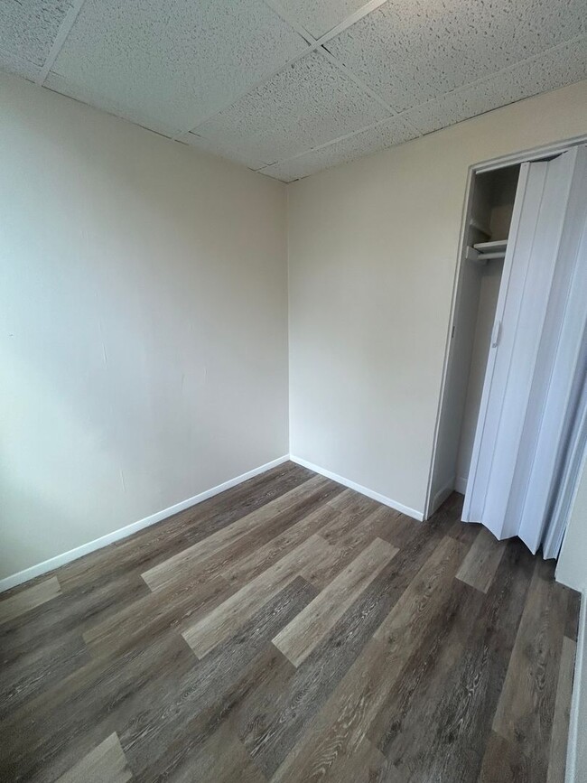 305 23rd St Unit Second Floor
