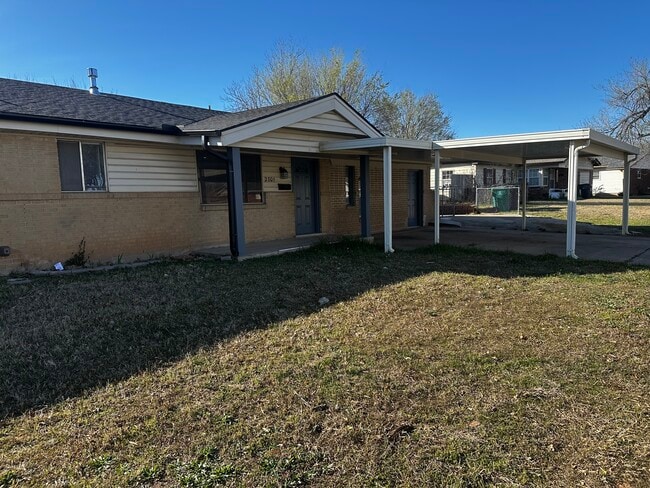 Photo - 2701 SW 65th St