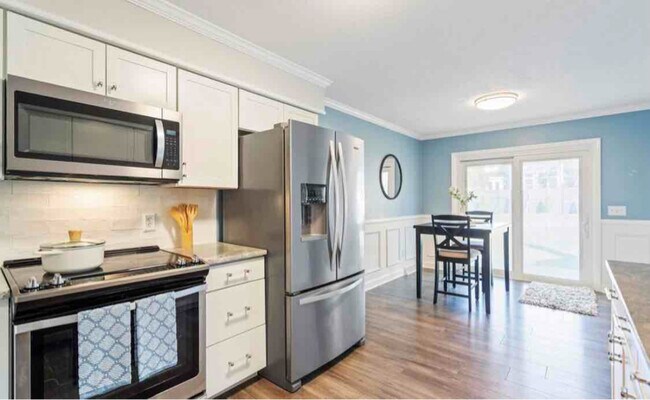 Photo - 617 Porters Neck Rd