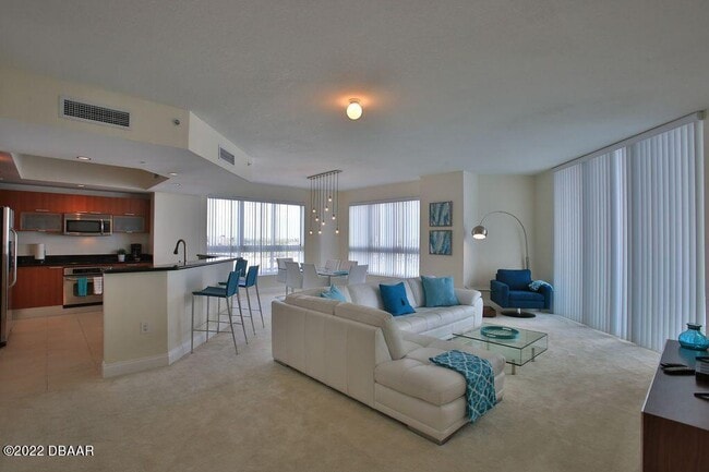 Photo - 231 Riverside Dr Unit 610