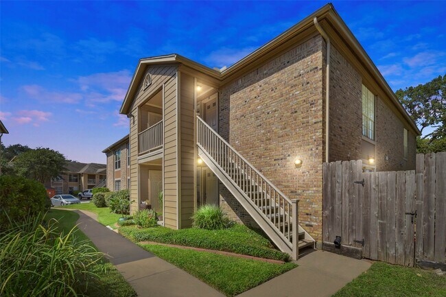 Photo - 1311 Antoine Dr