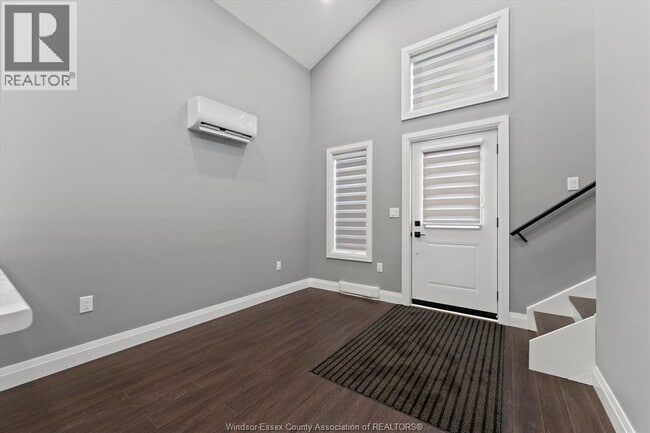 Photo - 1147 Hickory Rd