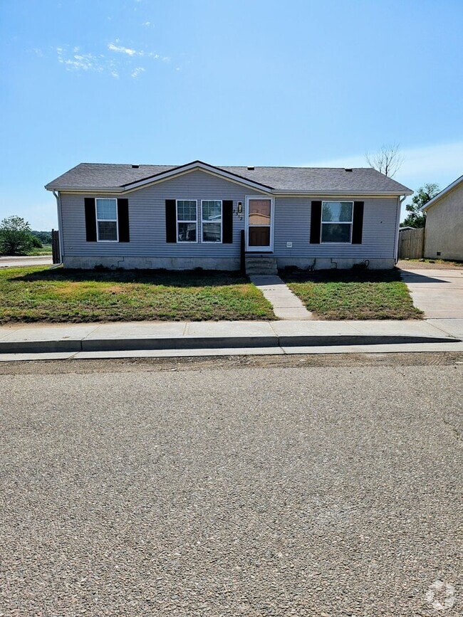 Building Photo - ALL PROSPECTIVE TENANTS MUST SUBMIT A $58 ... Rental
