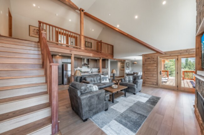 Photo - 151 silver peak