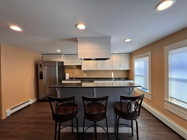 Photo - 258 Walnut St