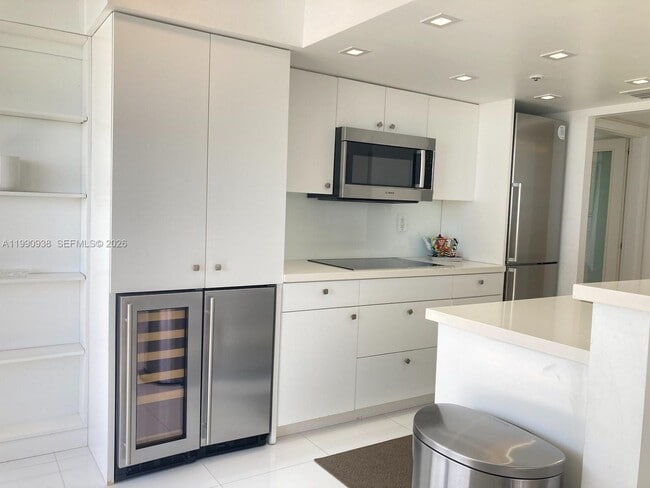 Photo - 2555 Collins Ave Unidad 1114