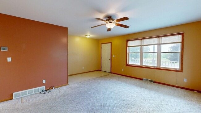 Photo - 111-113 Hegge Unit 111