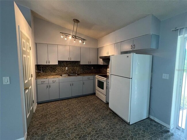 Photo - 23 Richmond Dr